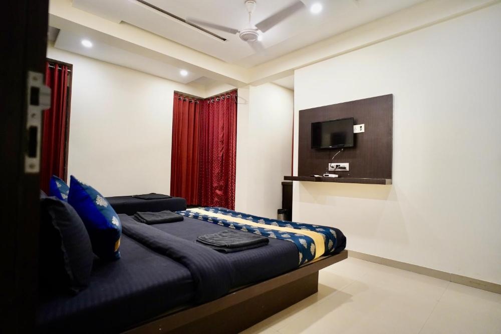 Room image 5