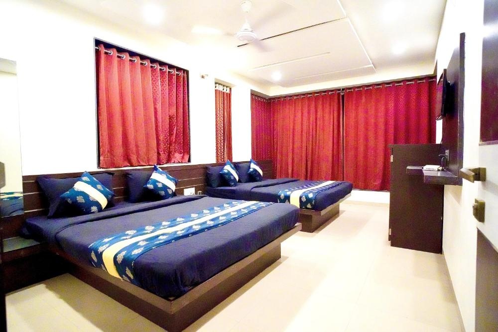 Room image 3