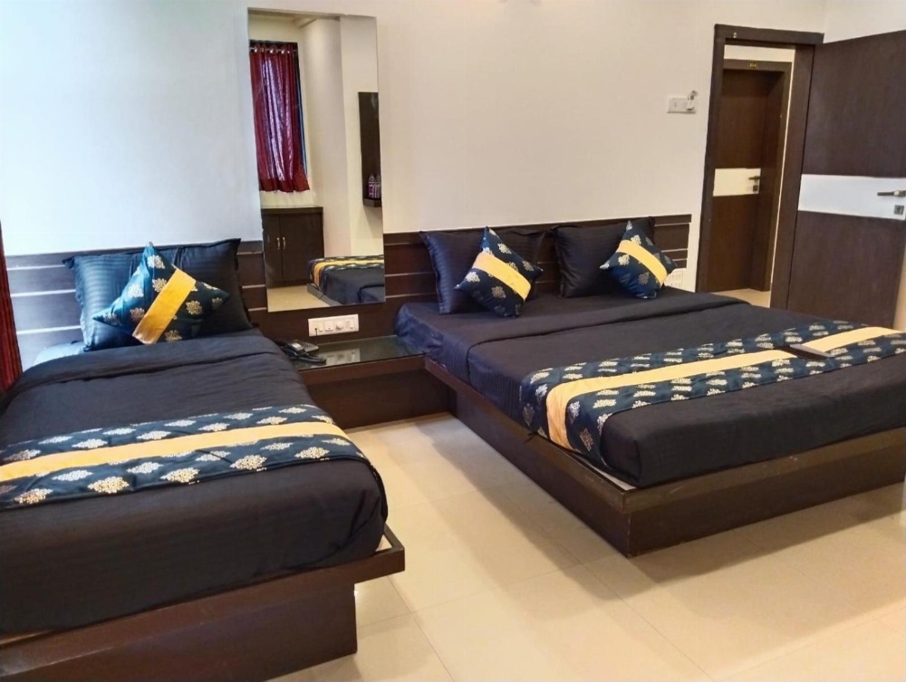Room image 2