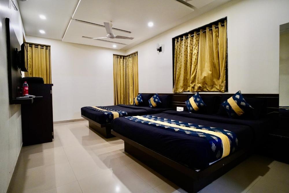 Hotel Shri Govind